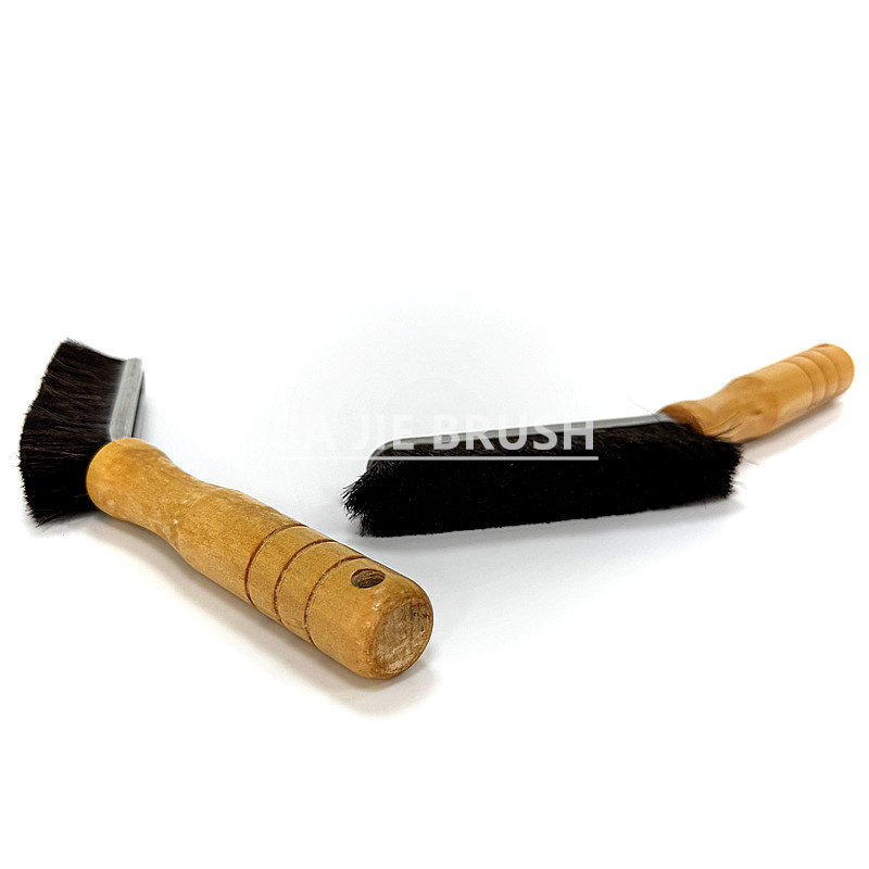Horse Hair Dope Brush