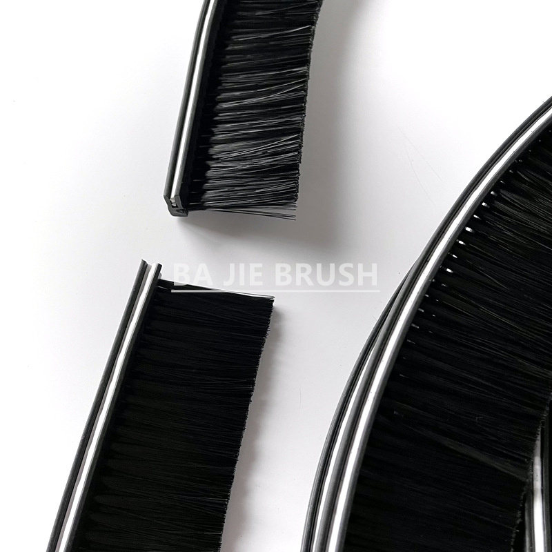 Bus Wheel Protection Brush